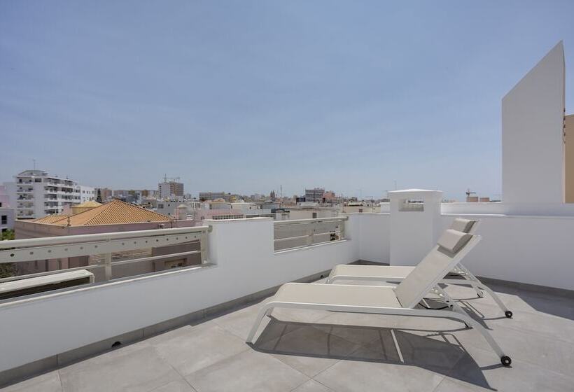 اقامتگاه Made Inn Faro