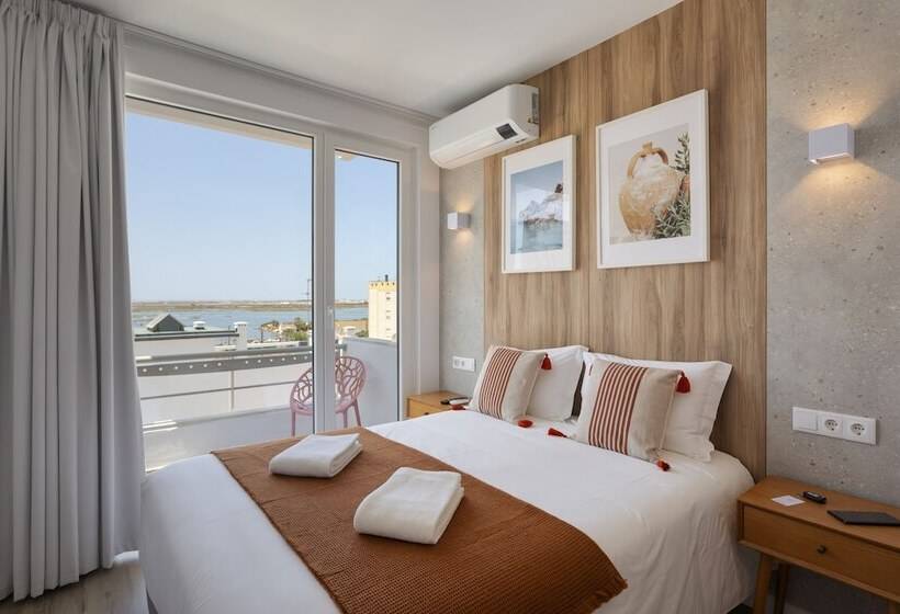 اقامتگاه Made Inn Faro