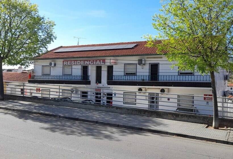 레지던스 Alojamento Elvas Luso Espanhola