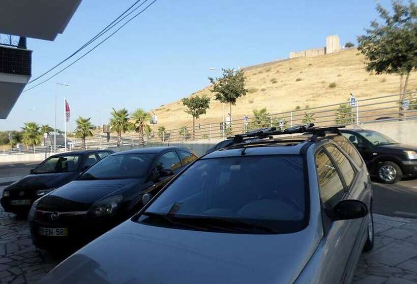 레지던스 Alojamento Elvas Luso Espanhola