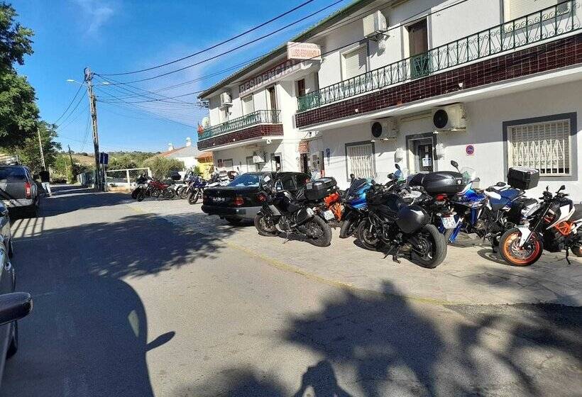 레지던스 Alojamento Elvas Luso Espanhola