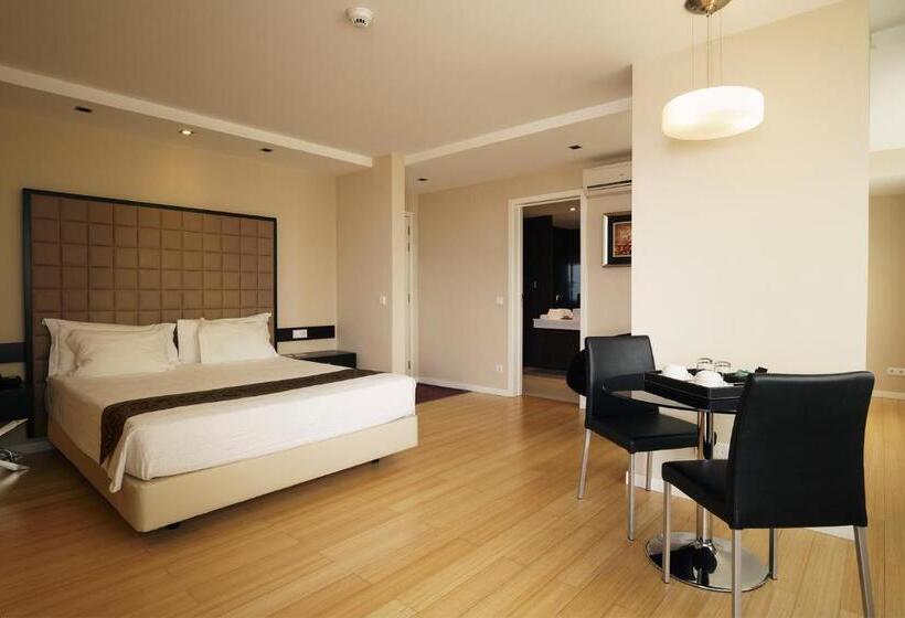 Sweet Atlantic Hotel & Spa