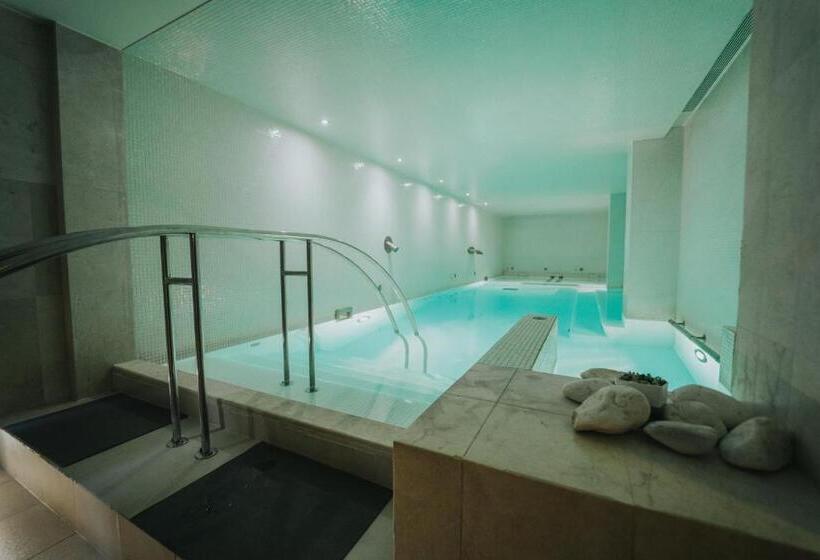 Sweet Atlantic Hotel & Spa