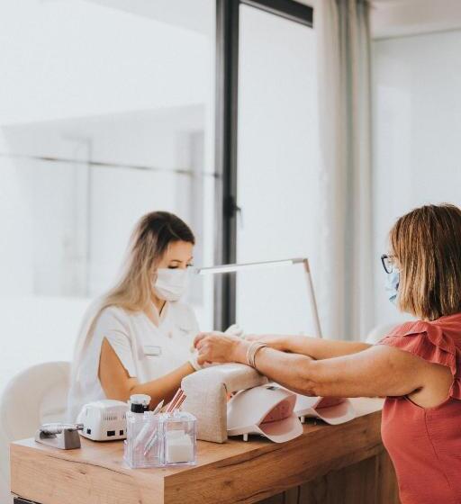 Sweet Atlantic Hotel & Spa