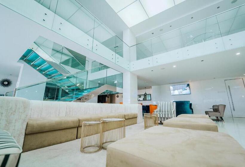 Sweet Atlantic Hotel & Spa