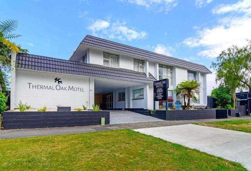Thermal Oak Motel