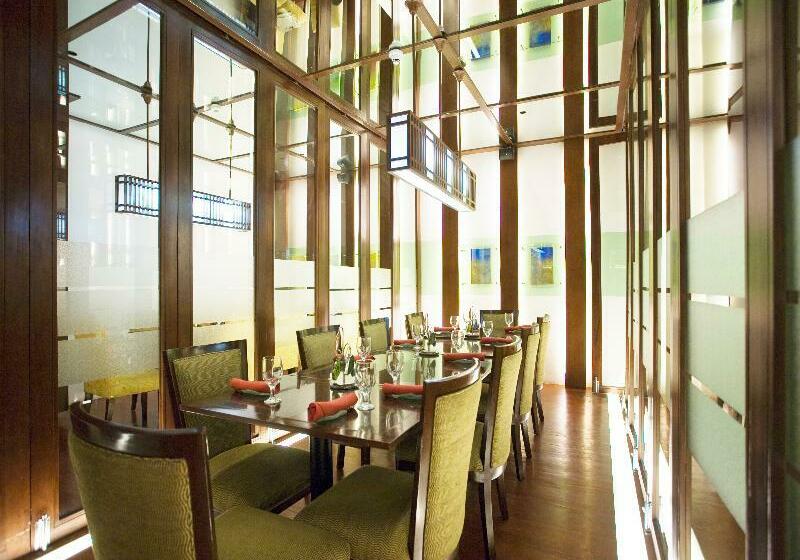 Waterfront Manila Pavilion Hotel & Casino