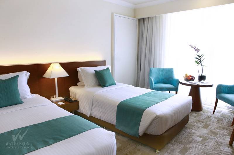 Waterfront Manila Pavilion Hotel & Casino