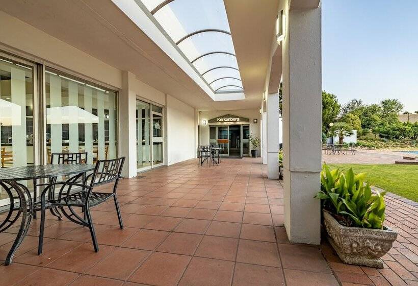 ホテル African Sky Harrismith Inn