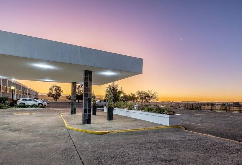 ホテル African Sky Harrismith Inn