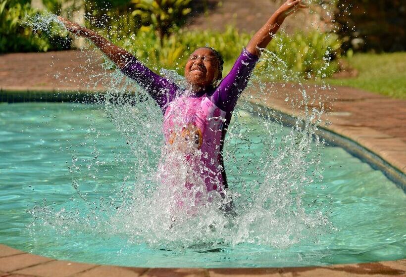 ホテル Anew Resort Hazyview Kruger Park