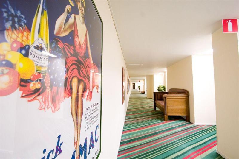 Ariston Hotell