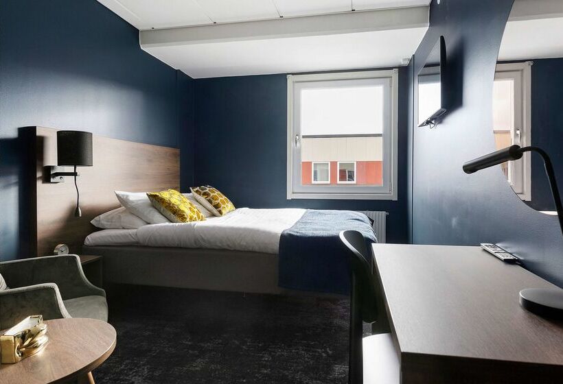 בית מלון כפרי Best Western Nya Star