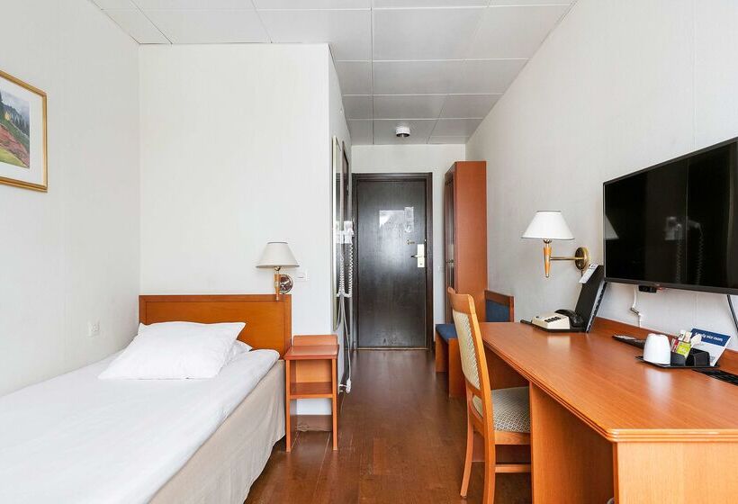 בית מלון כפרי Best Western Nya Star