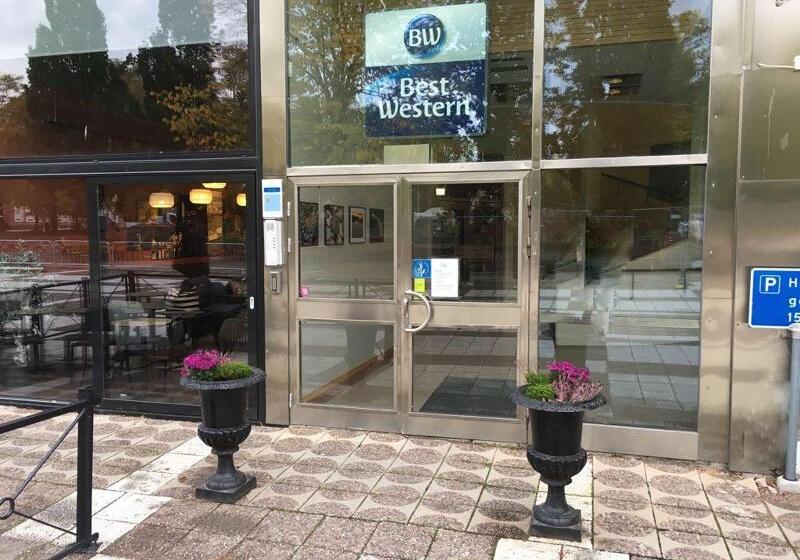 בית מלון כפרי Best Western Nya Star