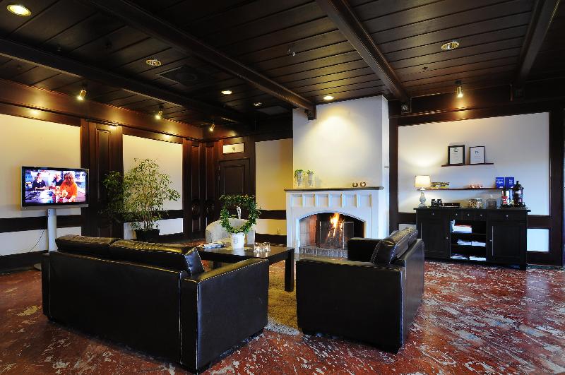 בית מלון כפרי Best Western Nya Star