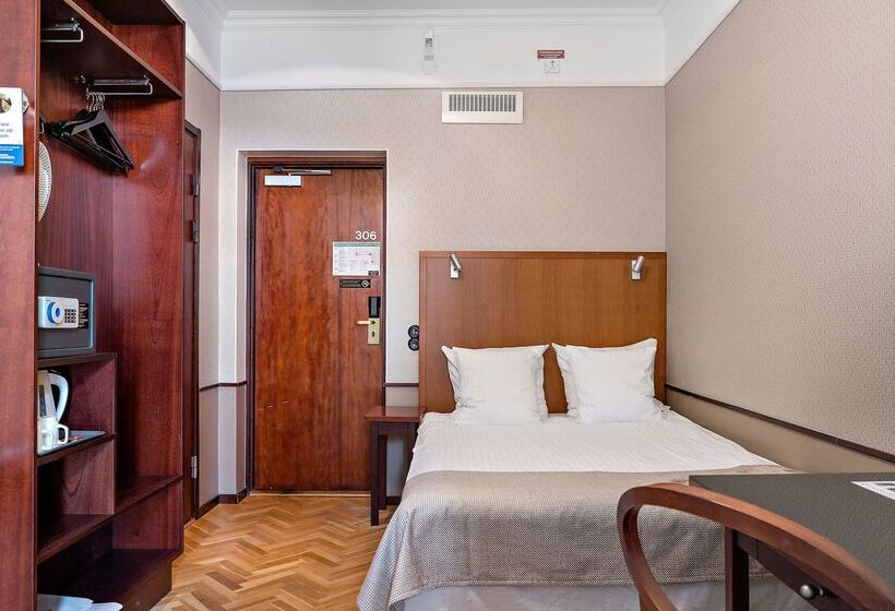 ホテル Best Western Plus Grand