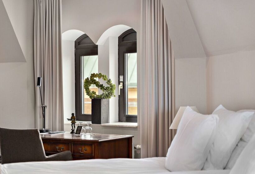 ホテル Best Western Plus Grand