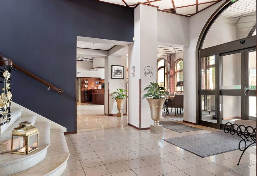 ホテル Best Western Plus Grand