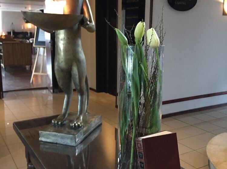 ホテル Best Western Plus Grand