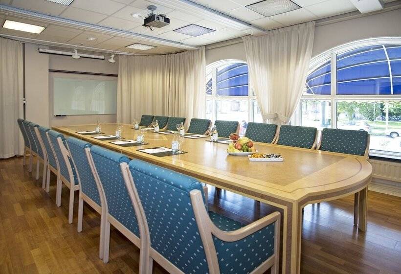 ホテル Best Western Plus Grand