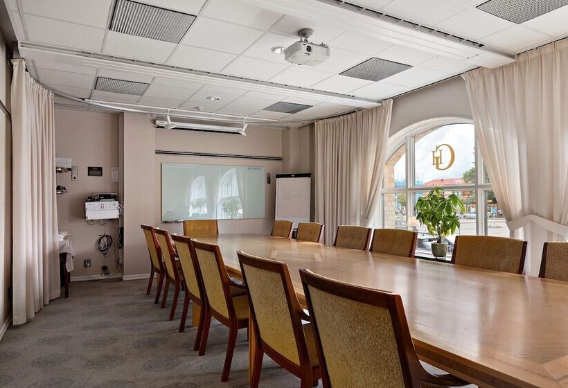 ホテル Best Western Plus Grand