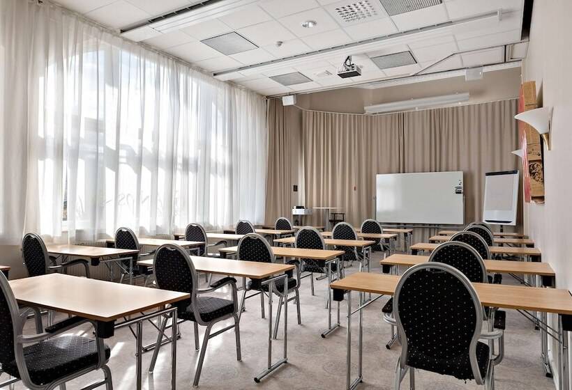 ホテル Best Western Plus Grand