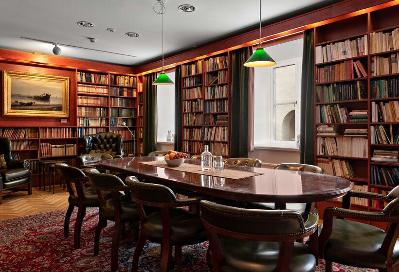 בית מלון כפרי Best Western Strand