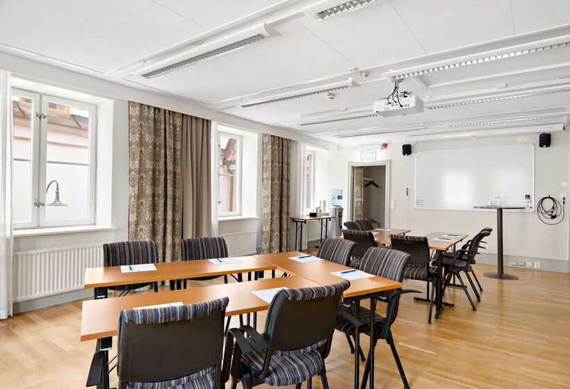 בית מלון כפרי Best Western Strand