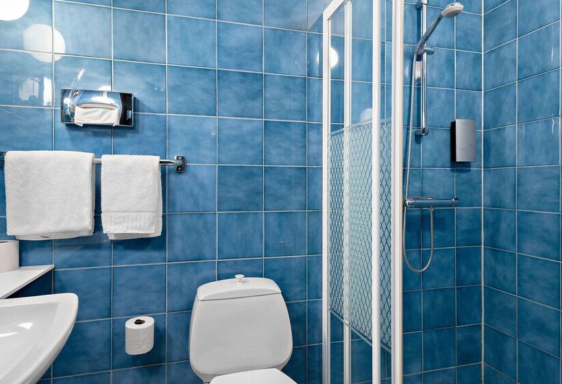 בית מלון כפרי Best Western Strand