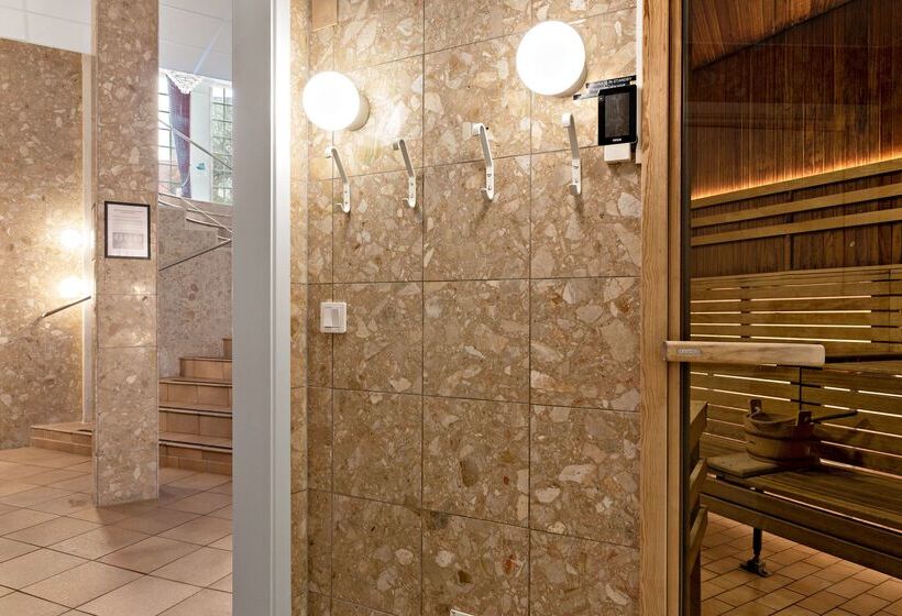 בית מלון כפרי Best Western Strand