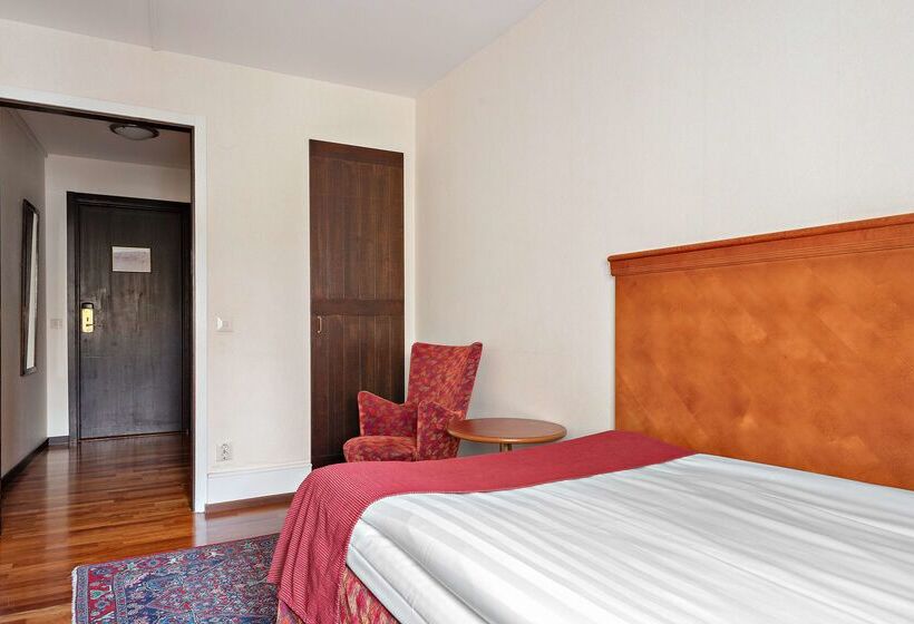 בית מלון כפרי Best Western Strand