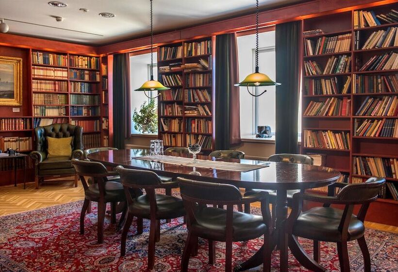 בית מלון כפרי Best Western Strand