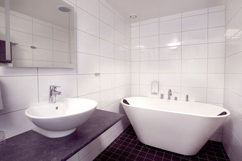 Clarion Collection Hotel Bilan