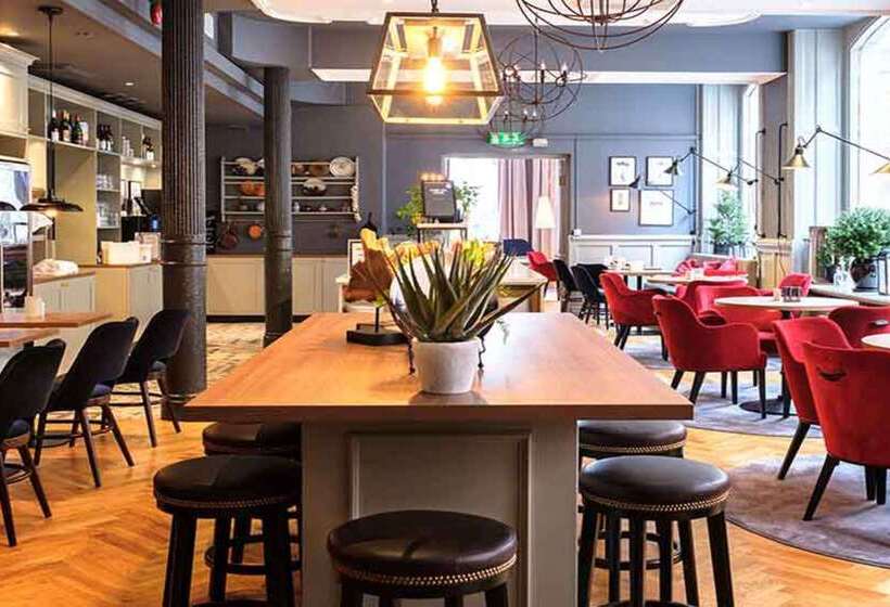 Clarion Collection Hotel Temperance