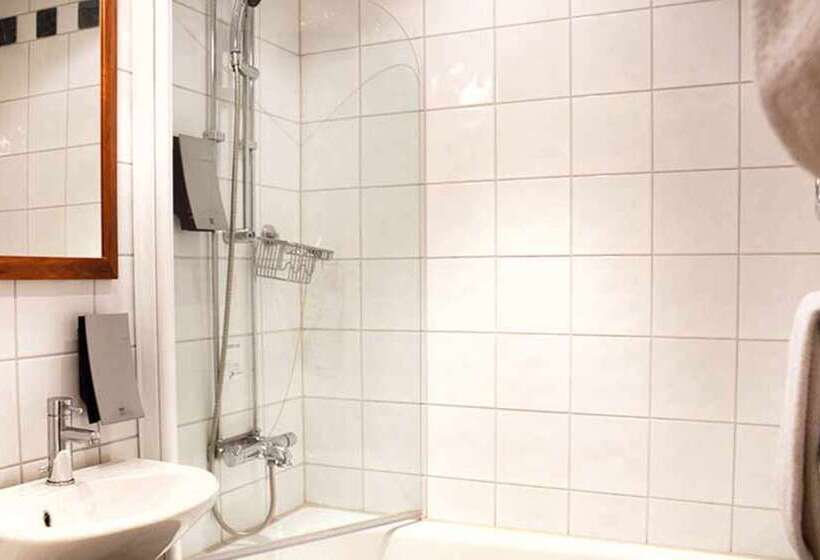 Clarion Collection Hotel Temperance