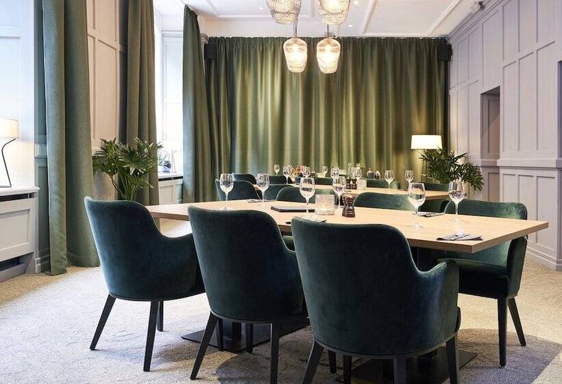 Clarion Collection Hotel Temperance