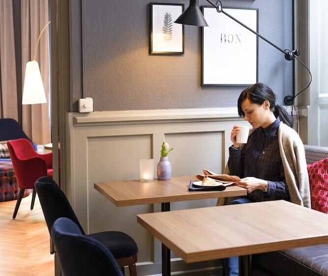 Clarion Collection Hotel Temperance