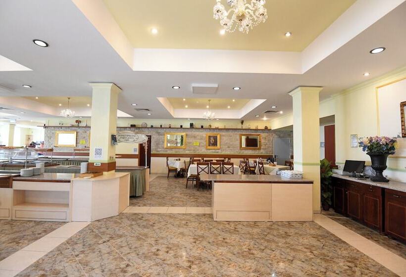 هتل Complex Modern Mamaia All Inclusive
