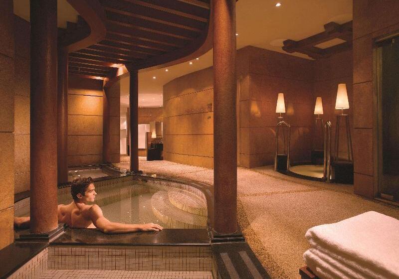 هتل Fairmont Singapore