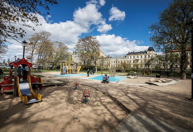 First Hotel Christian Iv