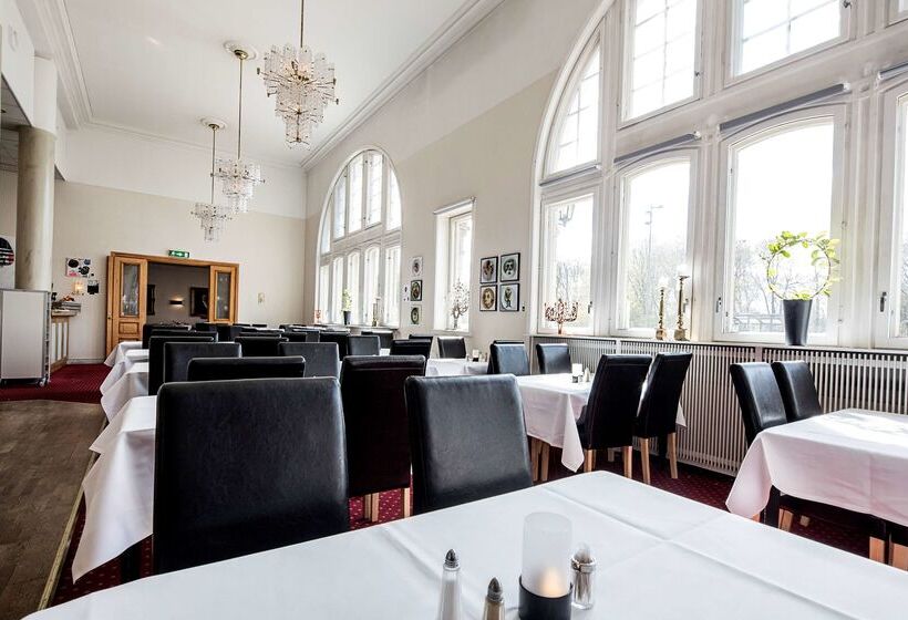 First Hotel Christian Iv