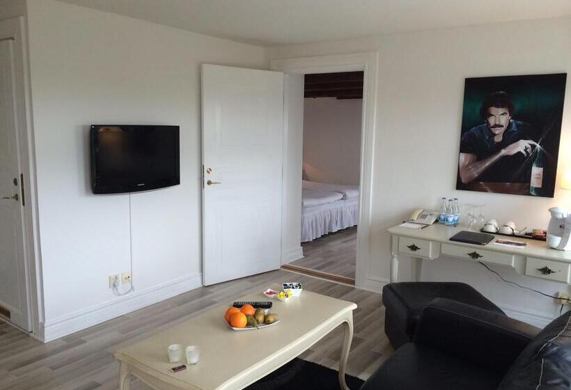 First Hotel Christian Iv