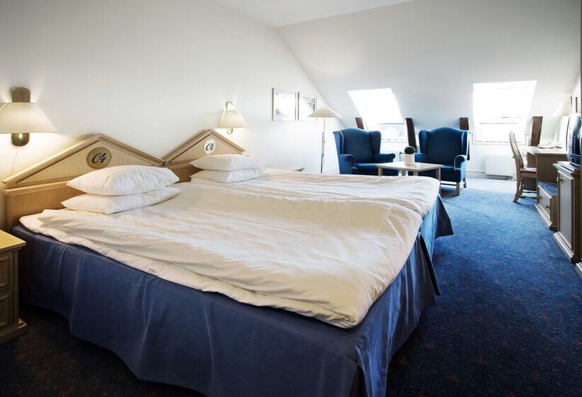 First Hotel Christian Iv