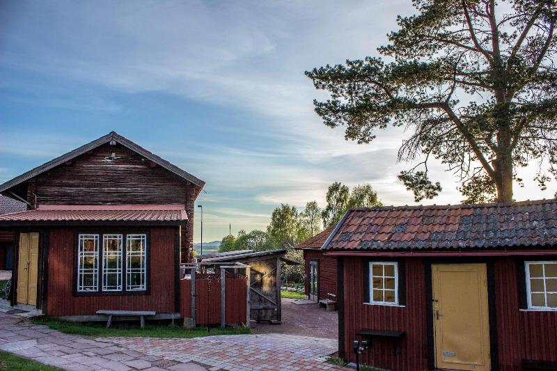 فندق L Klockargården