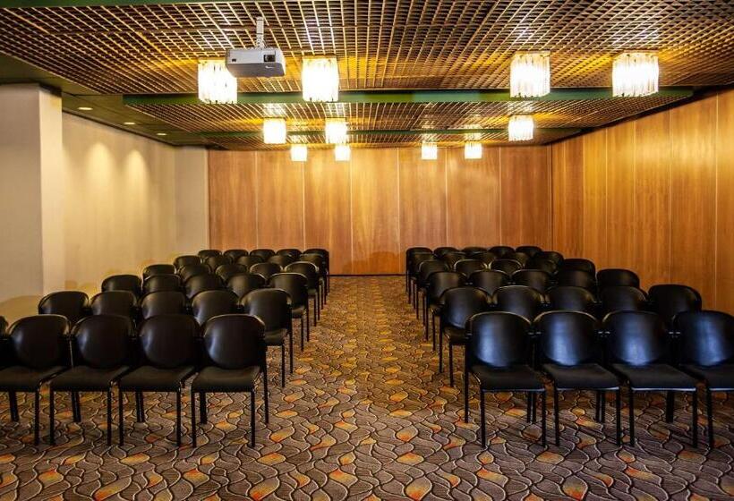 ホテル Garden Court Kimberley