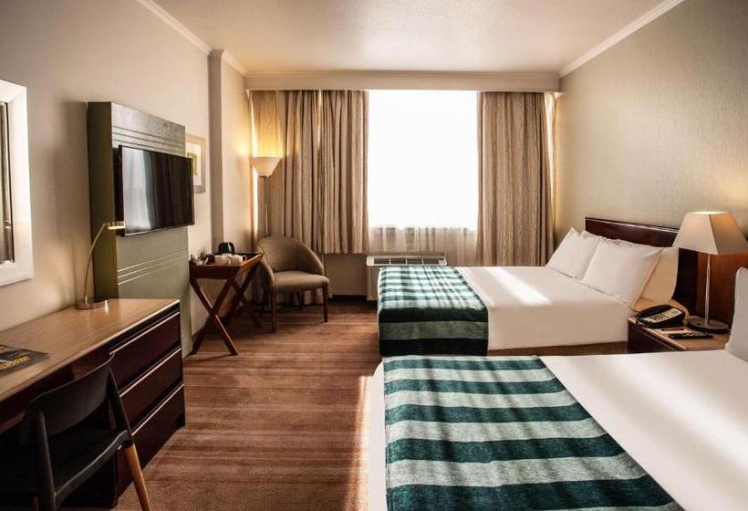 בית מלון כפרי Garden Court Kimberley