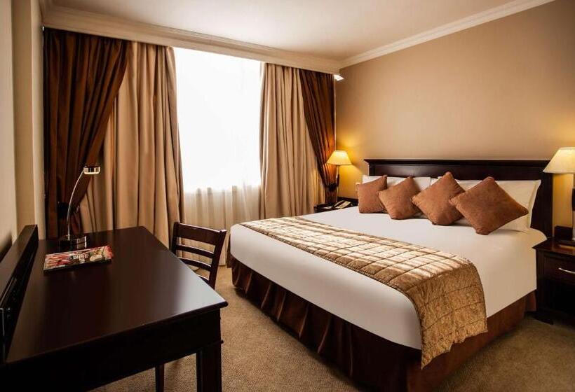 בית מלון כפרי Garden Court Kimberley