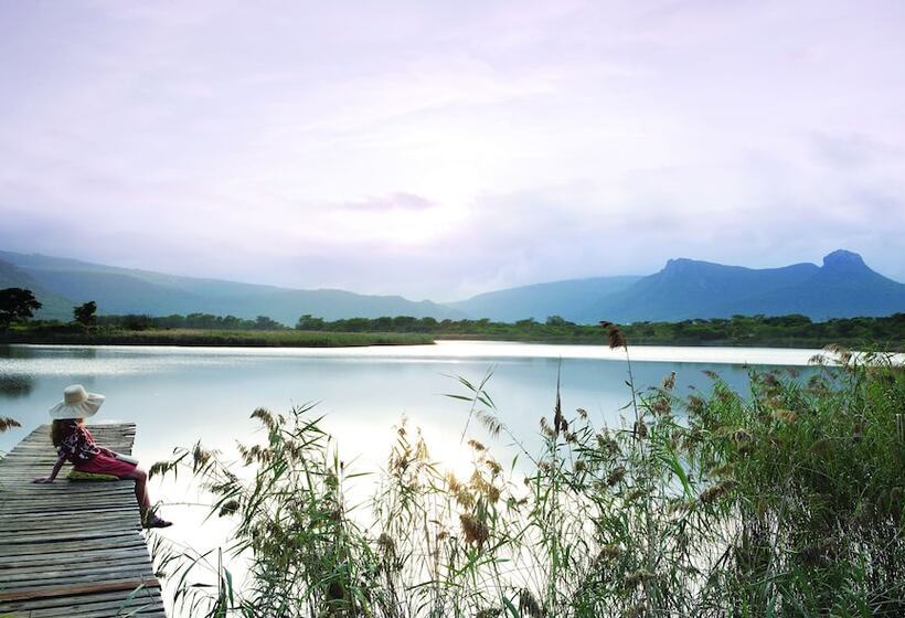 בית מלון כפרי Ghost Mountain Inn