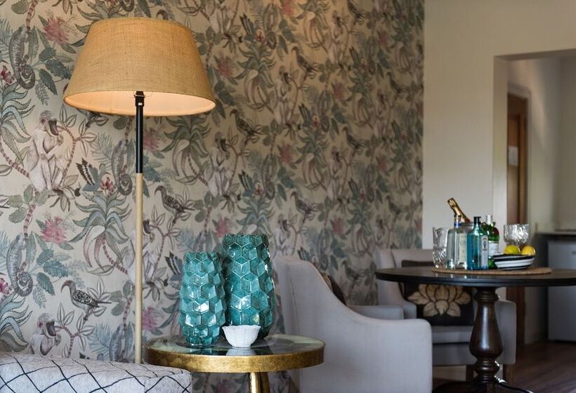 בית מלון כפרי Ghost Mountain Inn